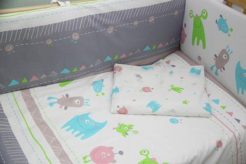 Комплект постельного белья Polini kids "Монстрики" 120х60