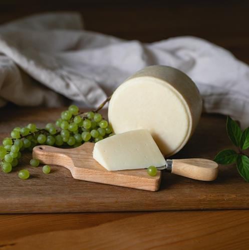 Сыр ГОЛЛАНДСКИЙ 1кг МОЛОЧНОЕ МОРЕ ФМ