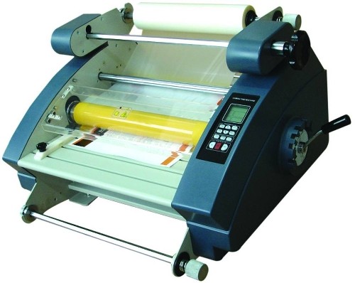 Рулонный ламинатор Bulros 3802S Рулонный ламинатор Bulros 3802S