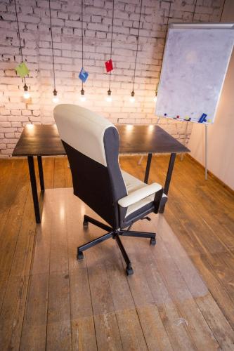 Защитный коврик под компьютерное кресло BSL 120x150 см (1,8 мм) шагрень Защитный коврик под компьютерное кресло BSL 120x150 см (1,8 мм) шагрень