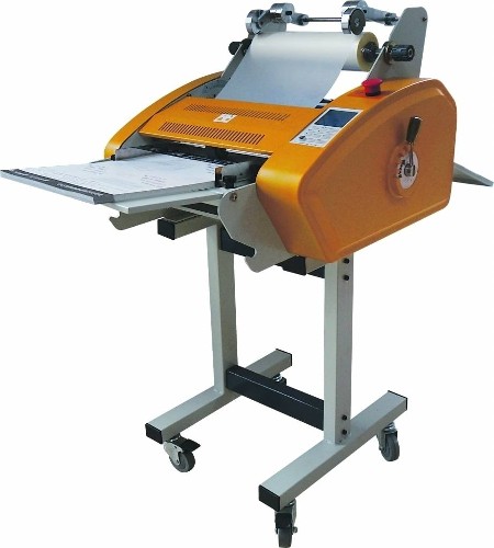 Рулонный ламинатор Bulros PD480C Рулонный ламинатор Bulros PD480C