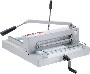Ideal 4305 – это прекрасное решение для оперативной полиграфии в виде механического резака гильотинного типа. Производительный гильотинный резак с длиной реза 430 мм способен одновременно резать 500 страниц (70 г/м2) или брошюру толщиной до 40 мм. Модель резака Ideal 4305 пришла на смену самой популярной модели IDEAL 4205, которая является типовым оборудованием начального этапа мини-типографий.
К практичным и безопасным функциям модели Ideal 4305 добавились такие особенности как: более легкая замена ножа и быстрая замена марзана через боковую стойку корпуса. Кроме того, немного изменилась конфигурация защитного прозрачного кожуха, что позволяет резать стопу без ограничения по глубине.
Как и прежде все оборудование немецкого бренда Ideal отличается высокой степенью безопасности:
Прозрачный кожух на шарнирах закрывает рабочее пространство ножа и блокируется автоматически во время работы;
Дополнительный защитный задний экран из высокопрочного прозрачного материала;
Фиксатор ножа в верхнем положении;
Безопасная и удобная замена ножа;
Не требуется демонтаж верхнего кожуха;
Модель выполнена в настольном варианте, но по желанию заказчика, может устанавливаться на металлическую станину для удобства работы (опция).
Основные особенности Ideal 4305:
Высококачественный нож от «Solingen Steel»
Жесткая фиксация лезвия ножа металлической струбциной;
Ручной прижим стопы;
Регулировка ограничителя глубины при помощи рукоятки;
Точная калибровочная линейка на рукоятке;
Вся конструкция сделана из прочного металла.